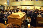 Tłumy parafian żegnały zmarłego o. Węsaka